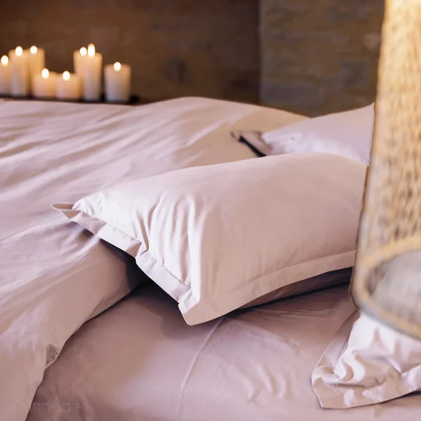 Drap housse uni 200x200 cm bonnet 40 cm percale de coton MANOIR Rose