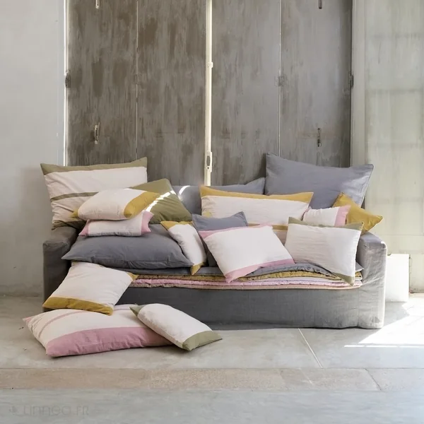 Housse de coussin en coton fil teint 55x80 cm cm JANIS vert mousse