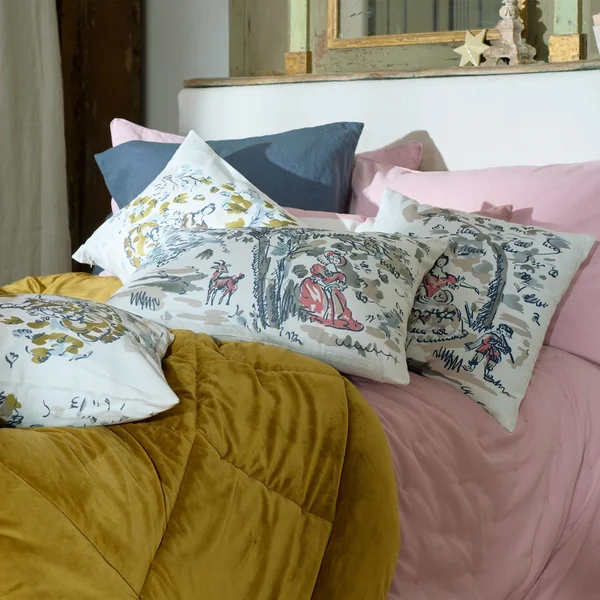 Housse de coussin pur coton 45x45 cm MILADY jaune jasmin motif femme qui danse
