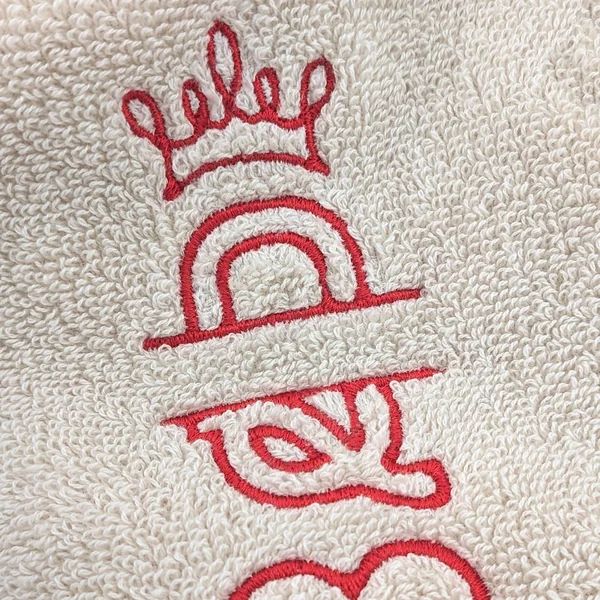 Motif broderie - Queen carte à jouer « Q » avec zone texte - 6x15 cm
