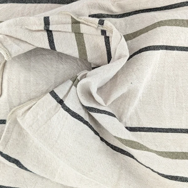 Nappe rectangle 160x250 cm HOSHI en coton fil teint à rayures vert Mousse