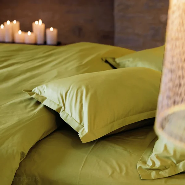 Parure de lit 140x200 cm et taie 65x65 cm percale MANOIR vert Jasmin